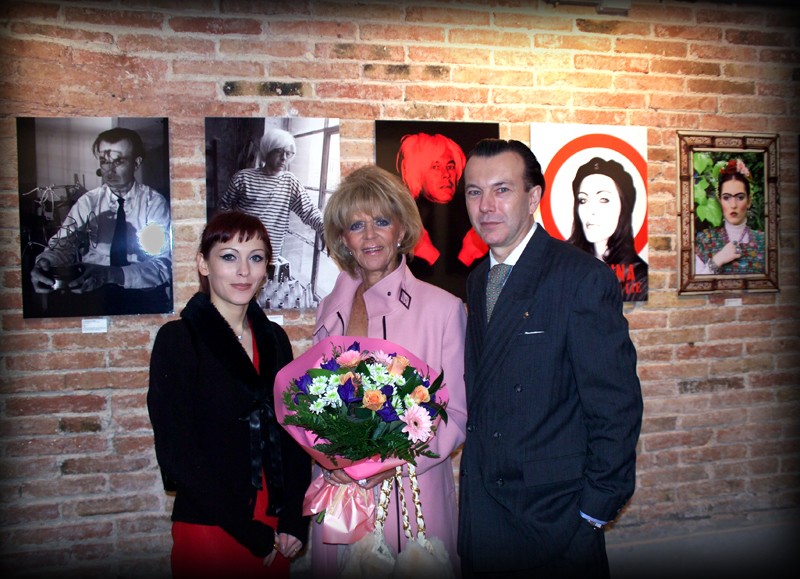 with HRH Princess Birgitta of Sweden  at the opening of the art exhibit at PicassoMio Art Gallery in Barcelona